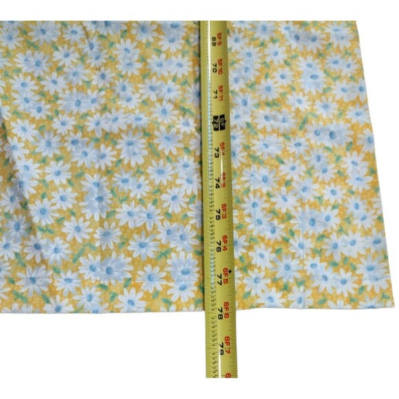 VTG 2pc Window Valance 78x17 Floral Yellow White Daisies Blue Trim Cottagecore - Picture 4 of 5